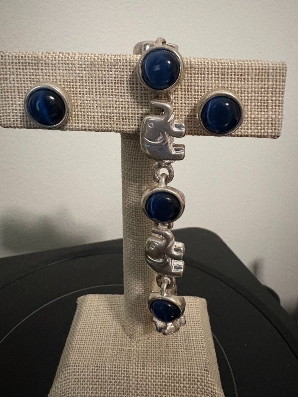 Silver Tone Elephant and Blue Cat's Eye Bracelet and Earring Set Magnetic Clasp!